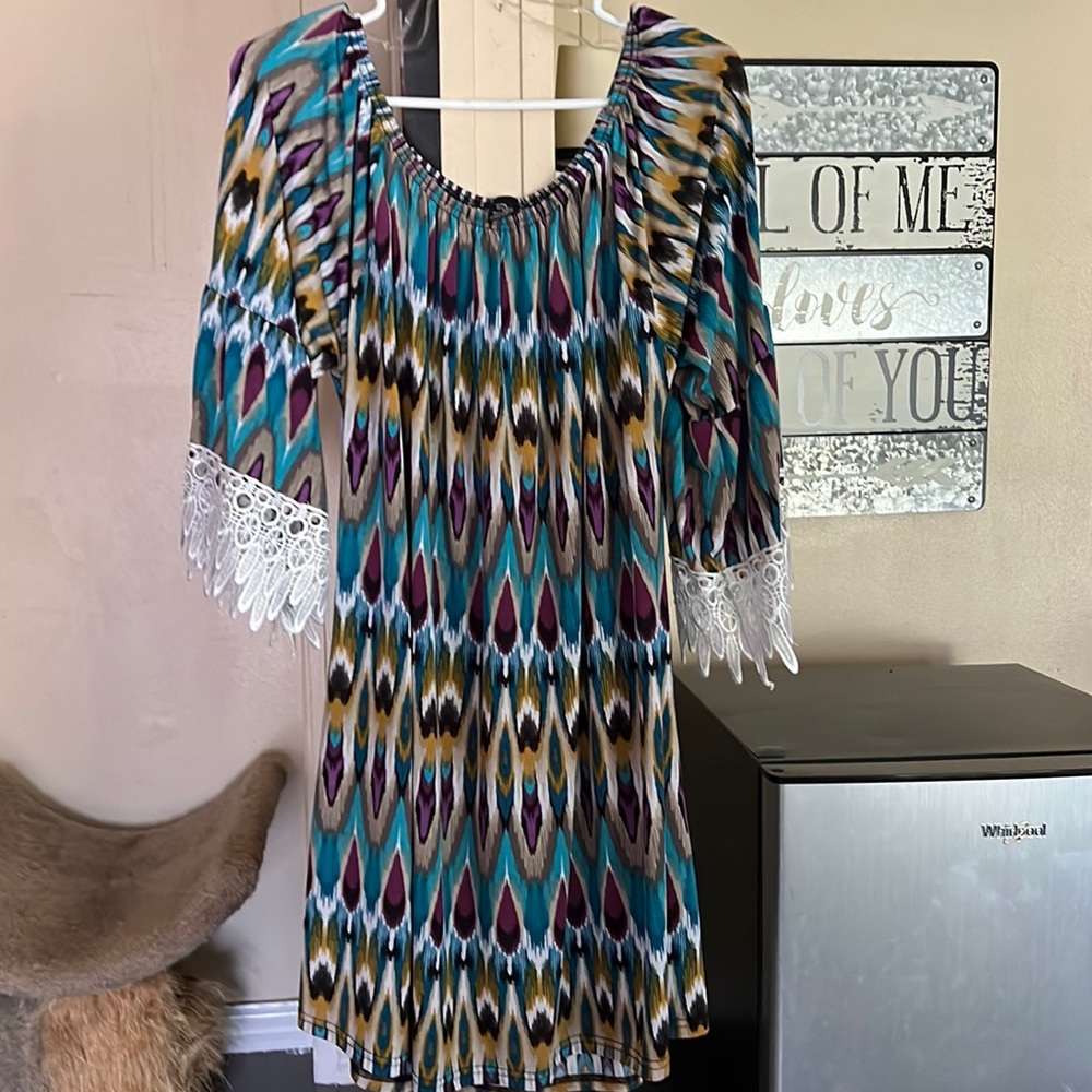 Win Win Collection half sleeve lace tunic multi color